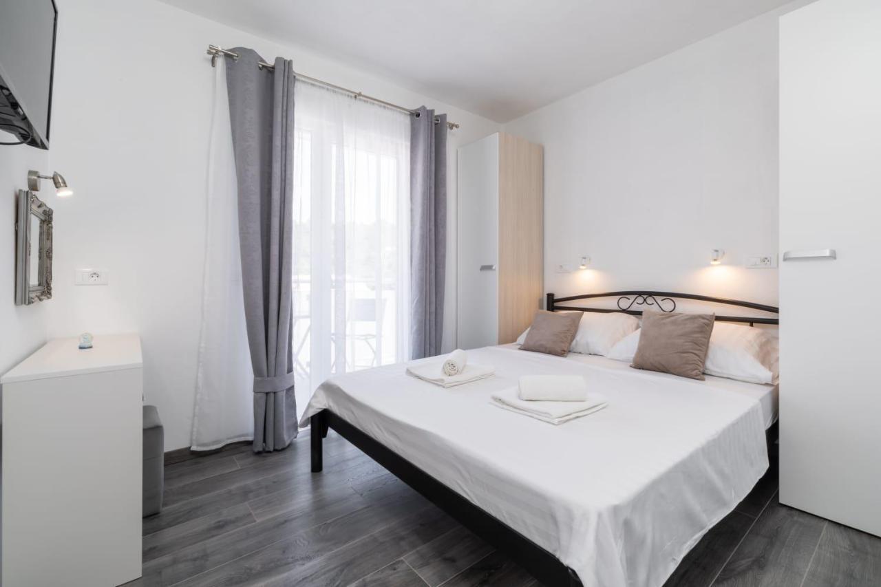 Maloa One Bedroom Apartment Smokvica  Luaran gambar